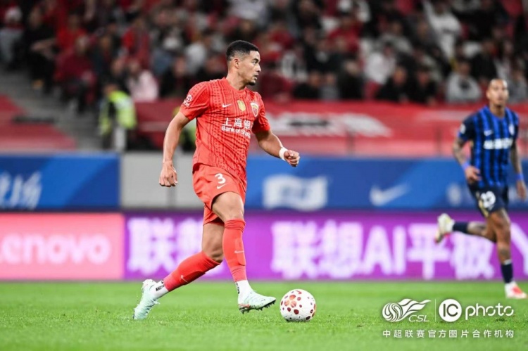 海港主場(chǎng)4-0完勝三鎮(zhèn)，安佩姆首球+劉祝潤(rùn)傳射