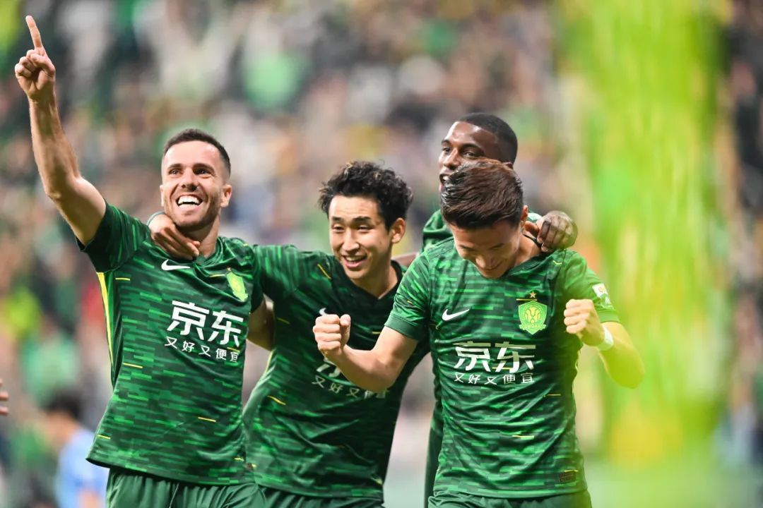 五連勝創(chuàng)隊(duì)史紀(jì)錄，國(guó)安卻因訓(xùn)練場(chǎng)自曝尷尬