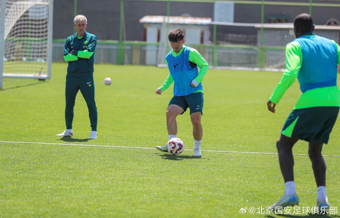 五連勝創(chuàng)隊(duì)史紀(jì)錄，國(guó)安卻因訓(xùn)練場(chǎng)自曝尷尬