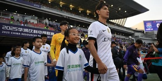 海港4-1輕取天津，顏駿凌：后面四場硬仗要咬住排名