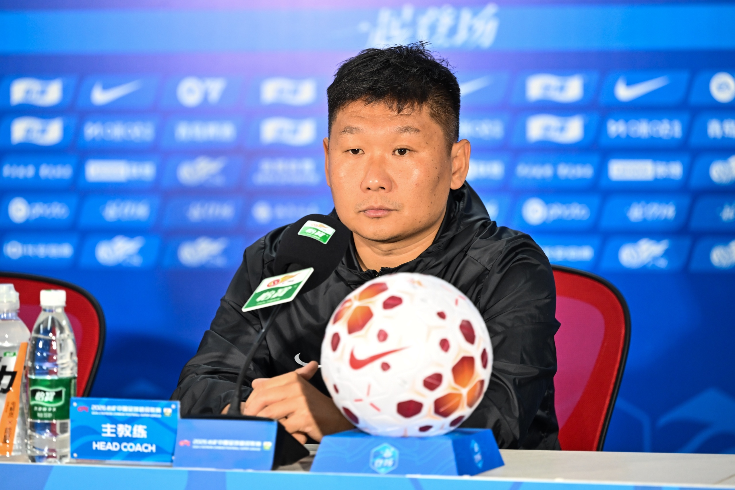 銅梁龍創(chuàng)紀(jì)錄五人入選U23國足，劉建業(yè)訓(xùn)話：去國家隊就要全力以赴